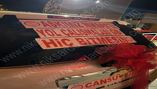 Niksar’ın bitmeyen yolu gelin arabasında…