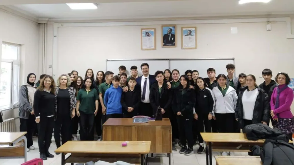 Av. Çevik’ten, liseli gençlere  bilişim suçları semineri…