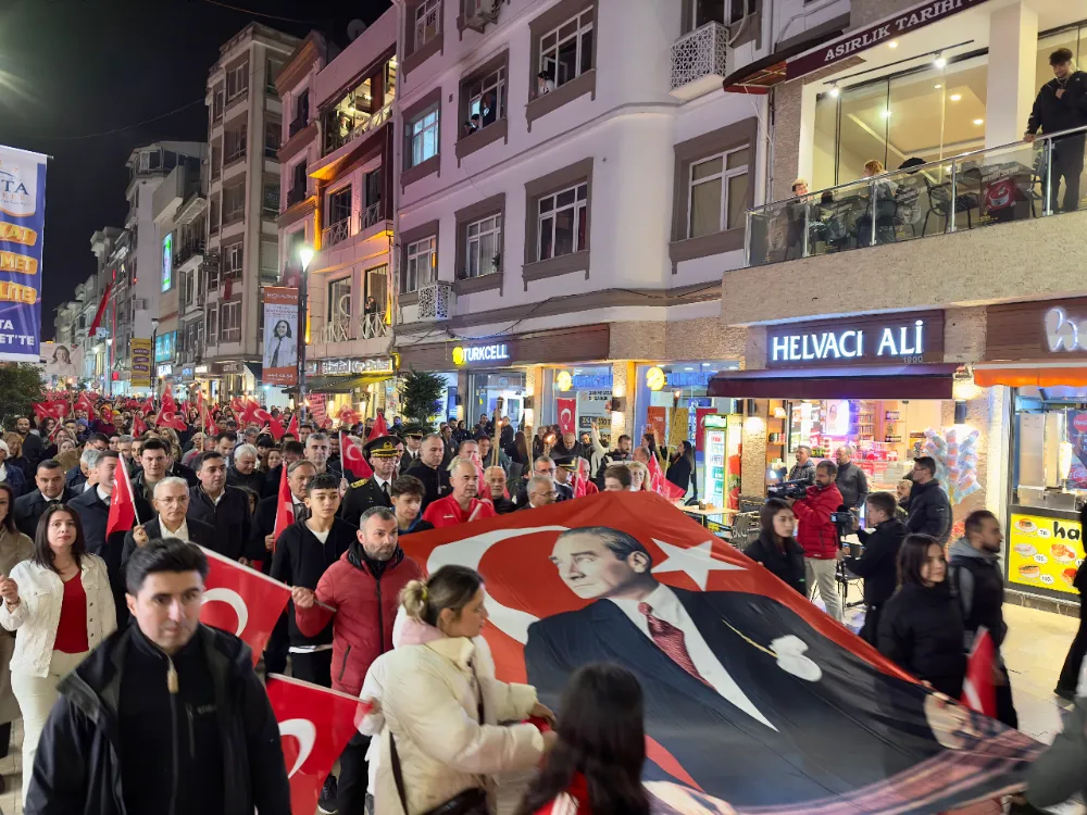 101. Yıl Cumhuriyet Yürüyüşü yapıldı 