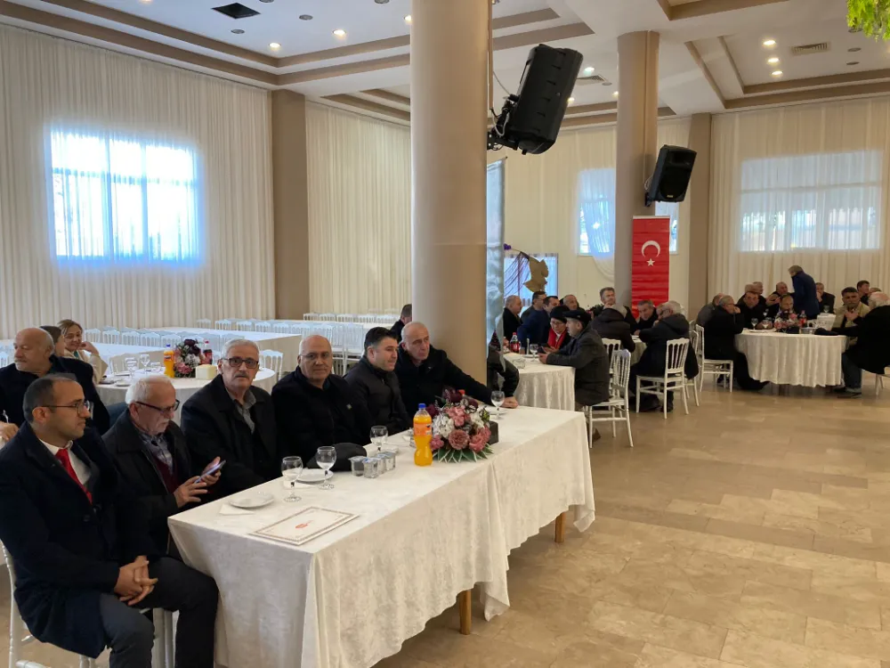 Ünye’de istilacı böcekle mücadelede muhtarlara ULV cihazı desteği