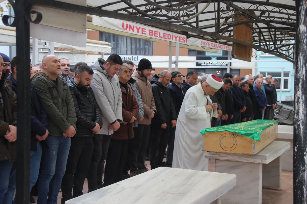 Mehmet Kısacık son yolculuğuna uğurlandı