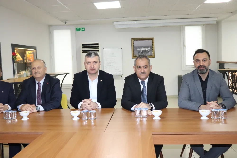 “Ünye’de yeni projeleri konuşacağız, aynı şeyleri konuşmayacağız!”