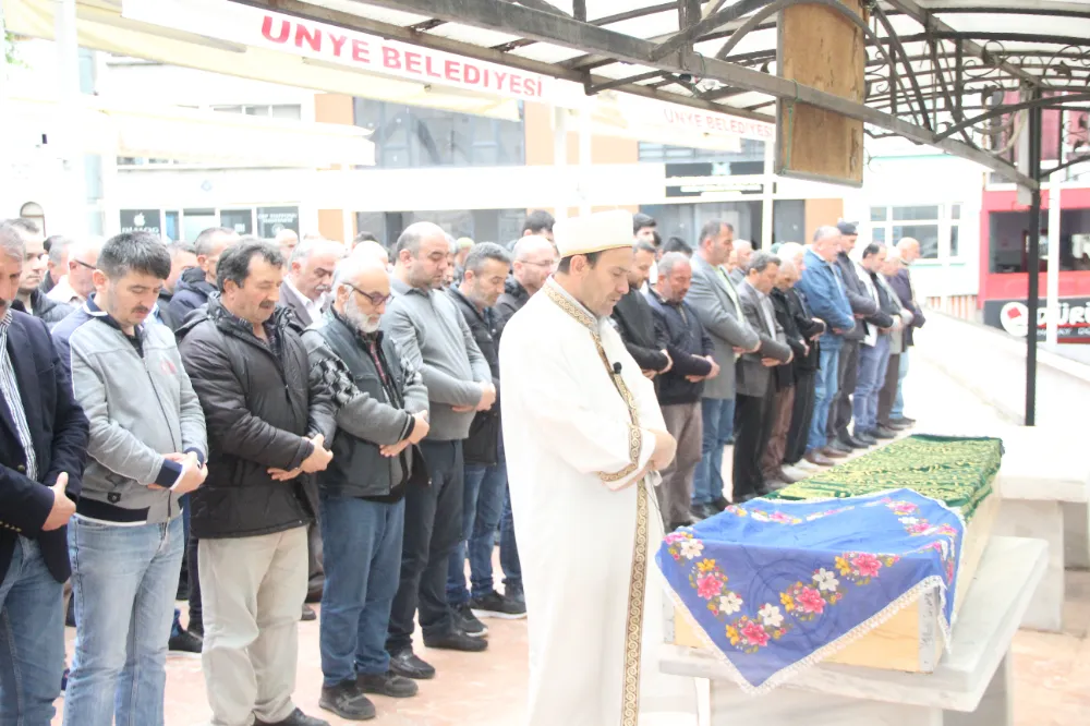 Fadime Çömez son yolculuğuna uğurlandı