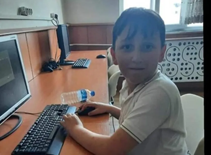 13 Yaşındaki Murat Karayiğit’in ölümü sevenlerini yasa boğdu…  