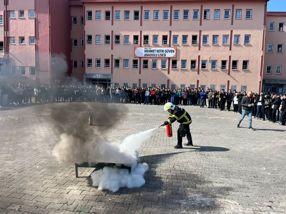 Yangına karşı bilinçli nesiller yetiştiriliyor