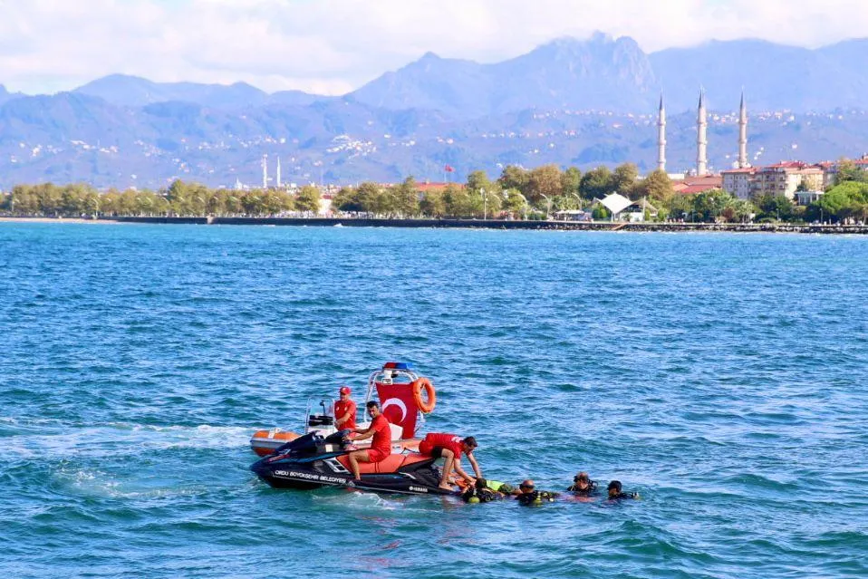 Ordu itfaiyesinden nefes kesen tatbikat