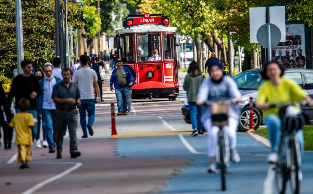 Nostaljik tramvay ilgi görüyor