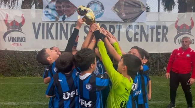 ÜFK U11 takımı Antalya’da şampiyon oldu