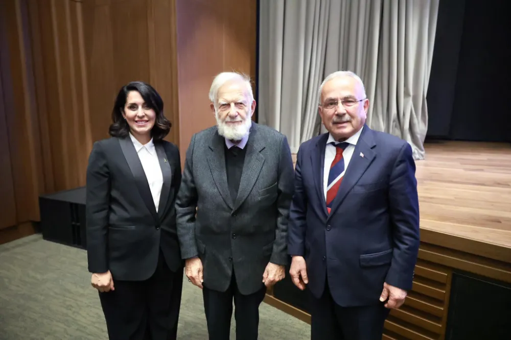 Güler, “Medeniyetimizde Şehir ve Mekân Tasavvuru” konferansına katıldı