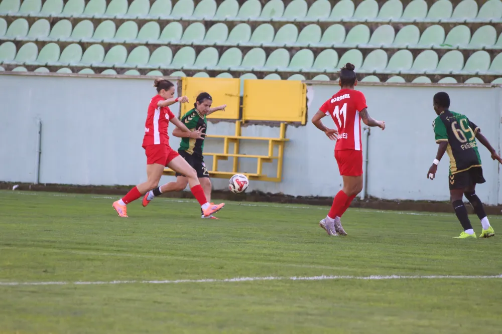 Ünye Kadın Spor Kulübü, FOMGET’e mağlup oldu