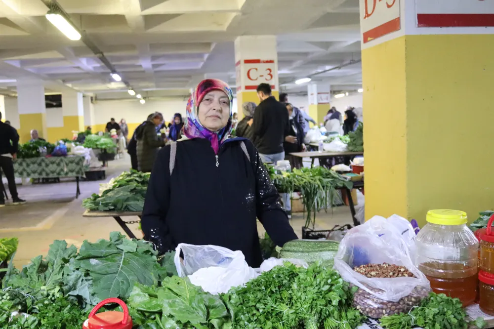 Köylü pazarına ilgi azaldı… 