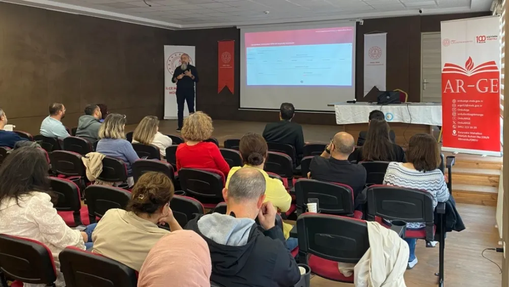 Ünye’de, TÜBİTAK 2204 A-B Projeleri Bilgilendirme Eğitimi verildi