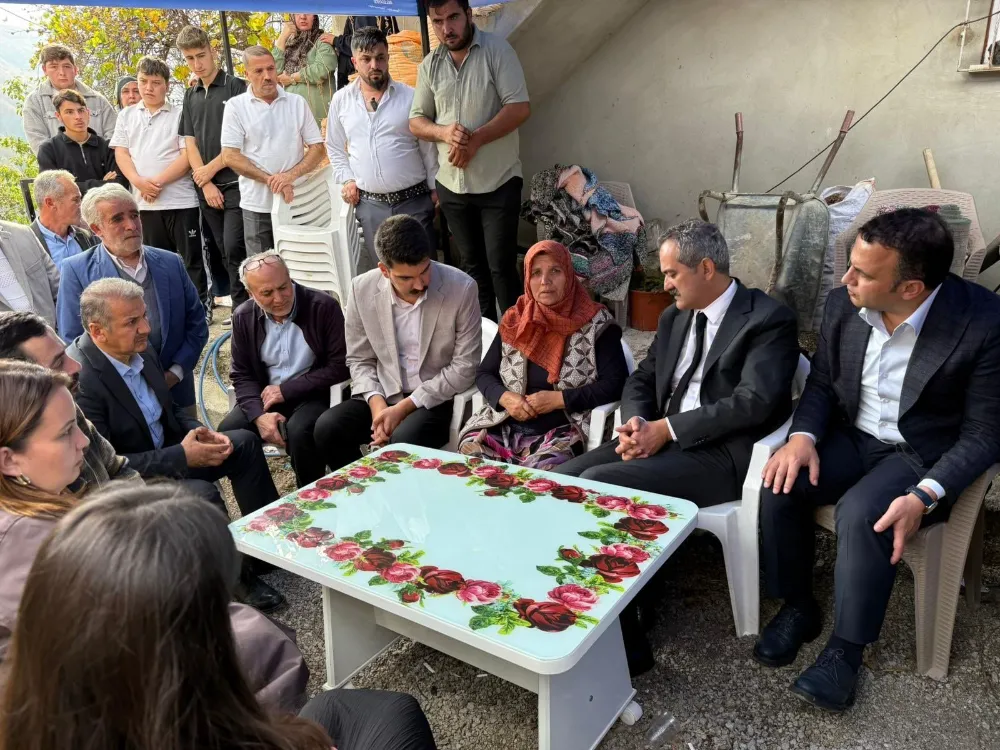 Mahmut Özer, Burak Kilci’nin ailesini ziyaret etti  