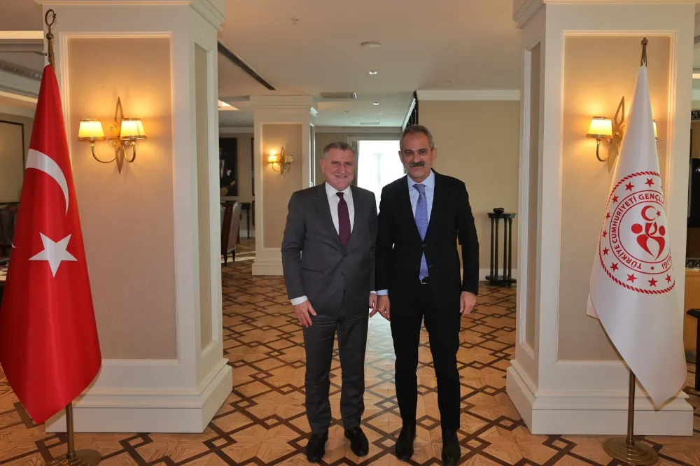 Özer’den 4 ilçeye yatırım müjdesi