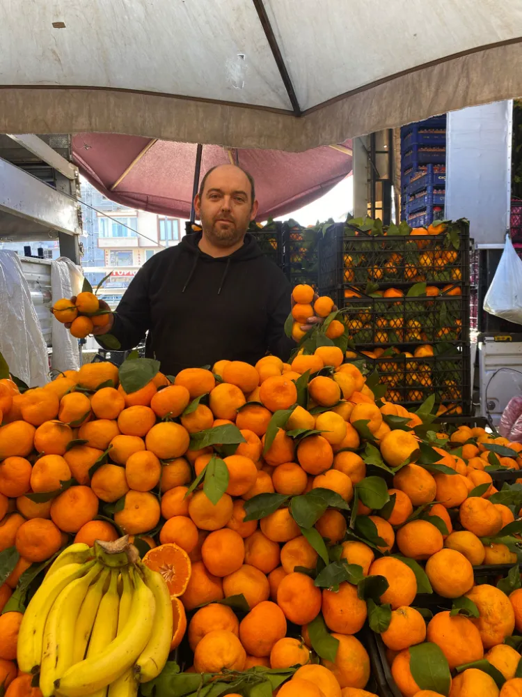 “Ünye’de pazarda bolluk, tazelik ve uygun fiyat var”