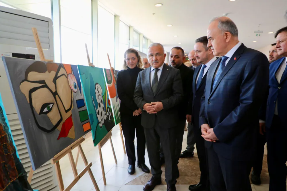 Vali Erol, Engelliler Günü programlarına katıldı 