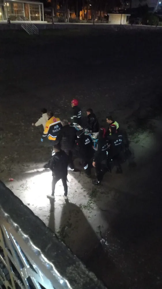 Ünye İskelesi’nde intihar girişimi