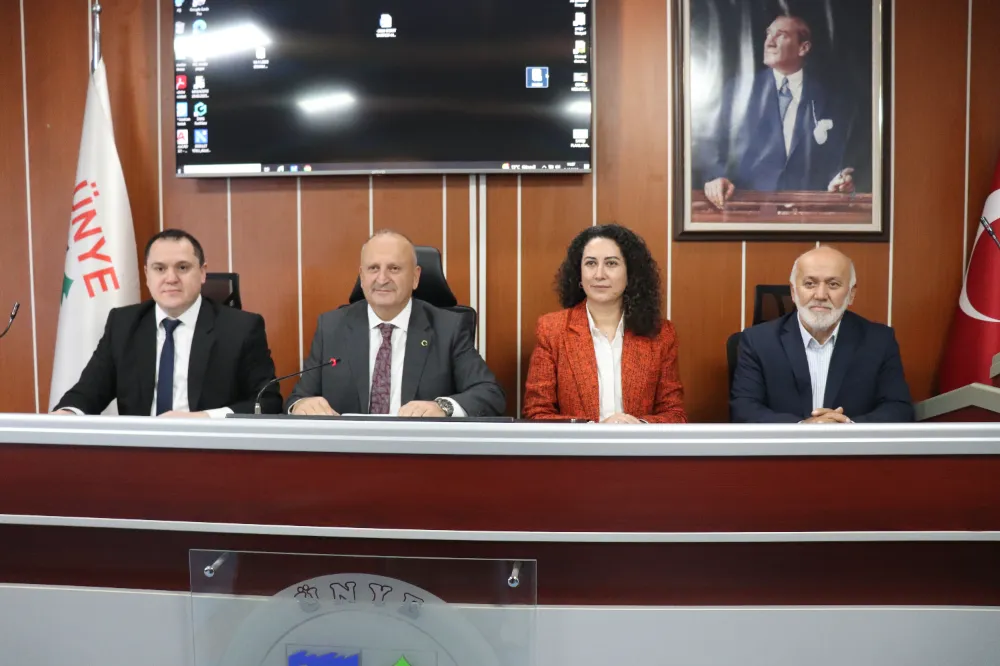 Ünye Belediye Meclisi yılın son toplantısını yaptı