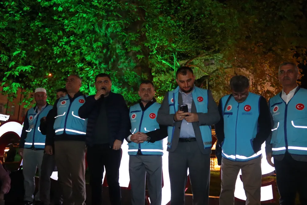 Ünye’de 180 umreci dualarla kutsal topraklara uğurlandı