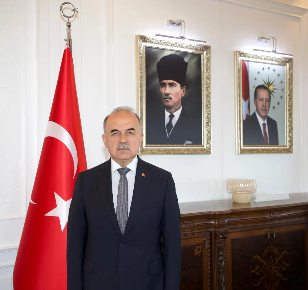 “İnsan hak ve özgürlüklerinin korunduğu bir dünya temennimizdir”