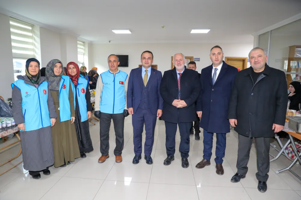 Deprem bölgesindeki camilere destek için Fatsa’da yardım kermesi… 