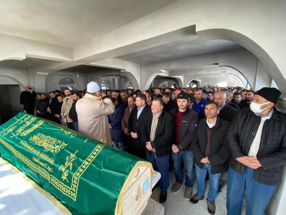 Çaybaşılı Öğretmen Bayır son yolculuğuna uğurlandı  