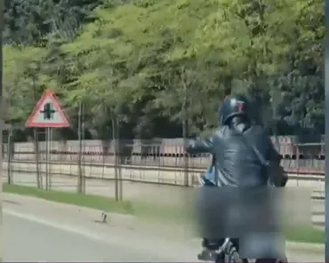 Trafikte tehlikeli hareketler yaptı, sosyal medyadan paylaştı! 