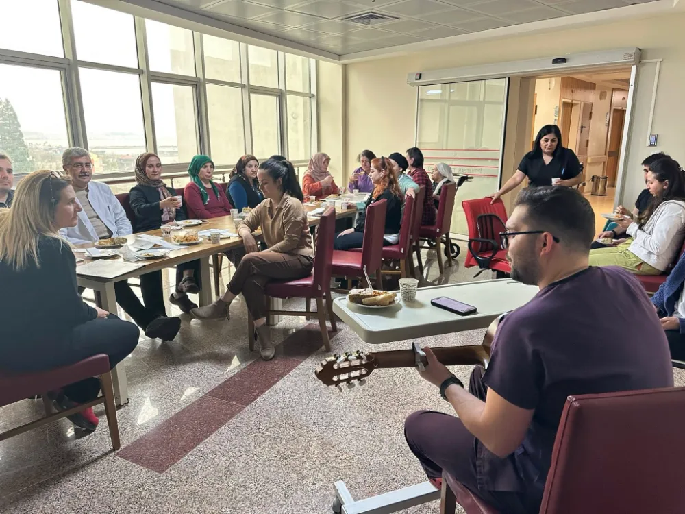 Hastanede palyatif hastalarına moral etkinliği… 