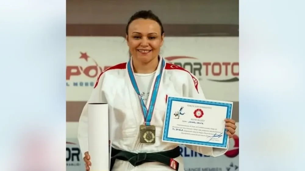 Veteranlar Judo’da Şengül Demir, Türkiye Şampiyonu!