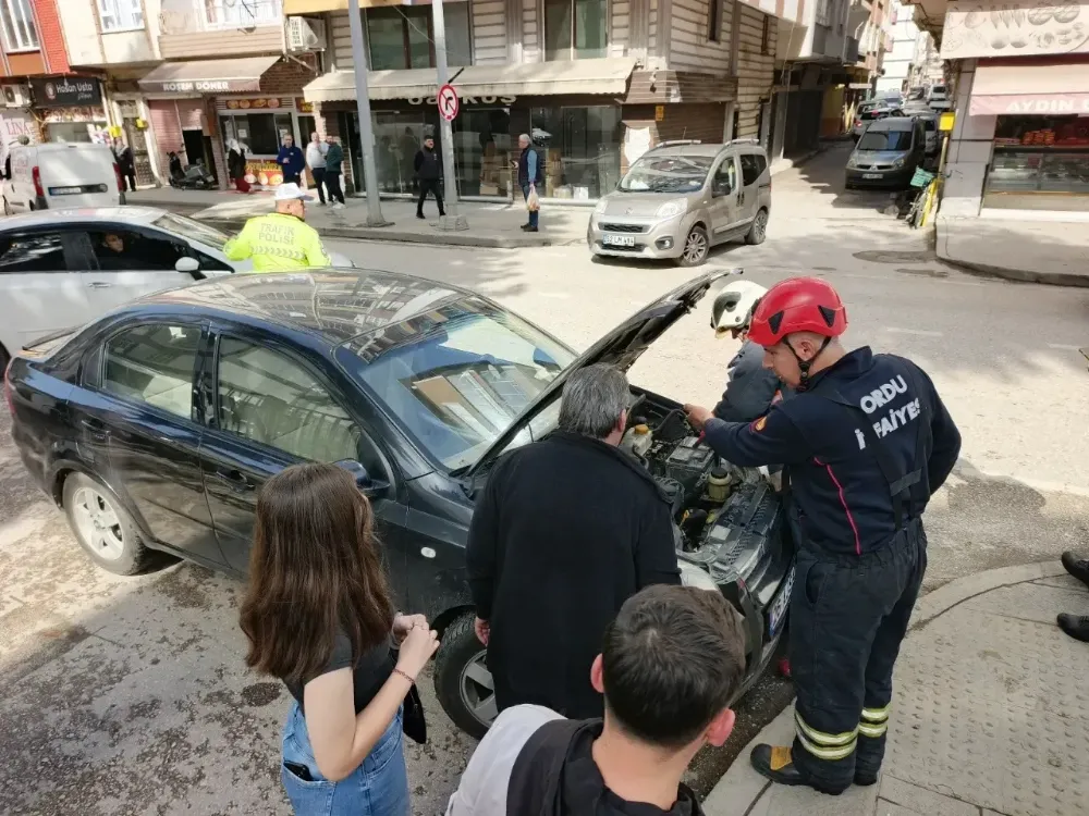 Bayram dönüşüne hazırlanan aile faciadan son anda kurtuldu 