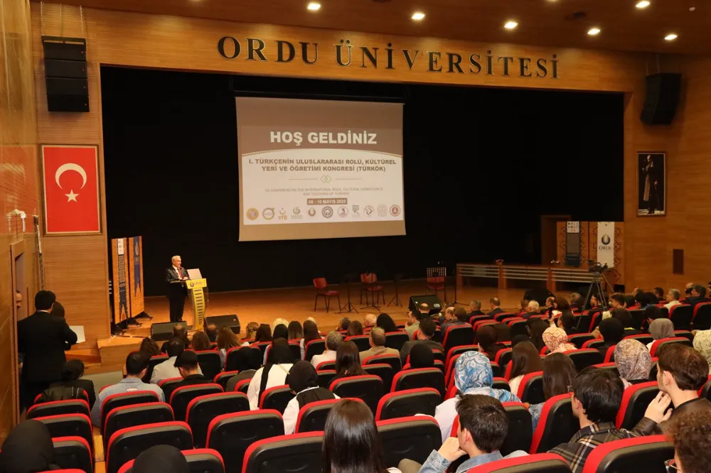 Türkçe’nin küresel gücü Ordu’da masaya yatırıldı