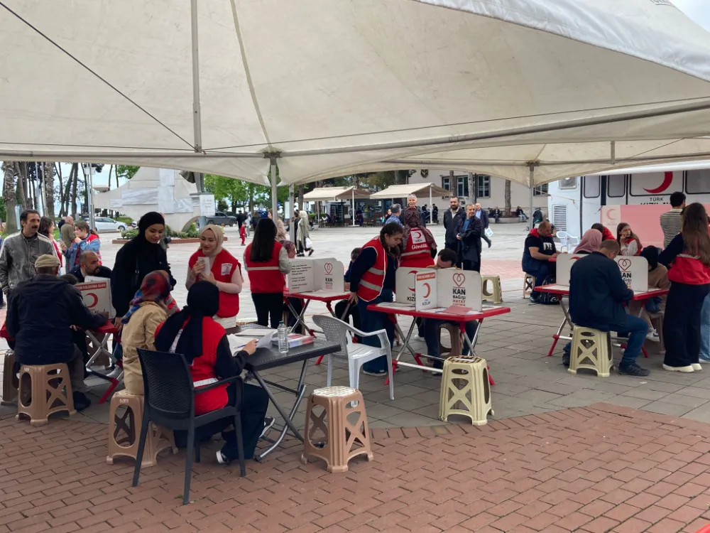 Kız Meslek’ten 15. kez kan desteği… 