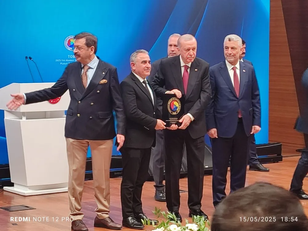 Aydın Ekmekci’ye 20. Yıl Şeref Ödülü Cumhurbaşkanı Erdoğan’dan