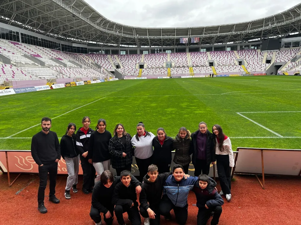 Ordu’da binlerce öğrenci hayalindeki mesleği keşfediyor