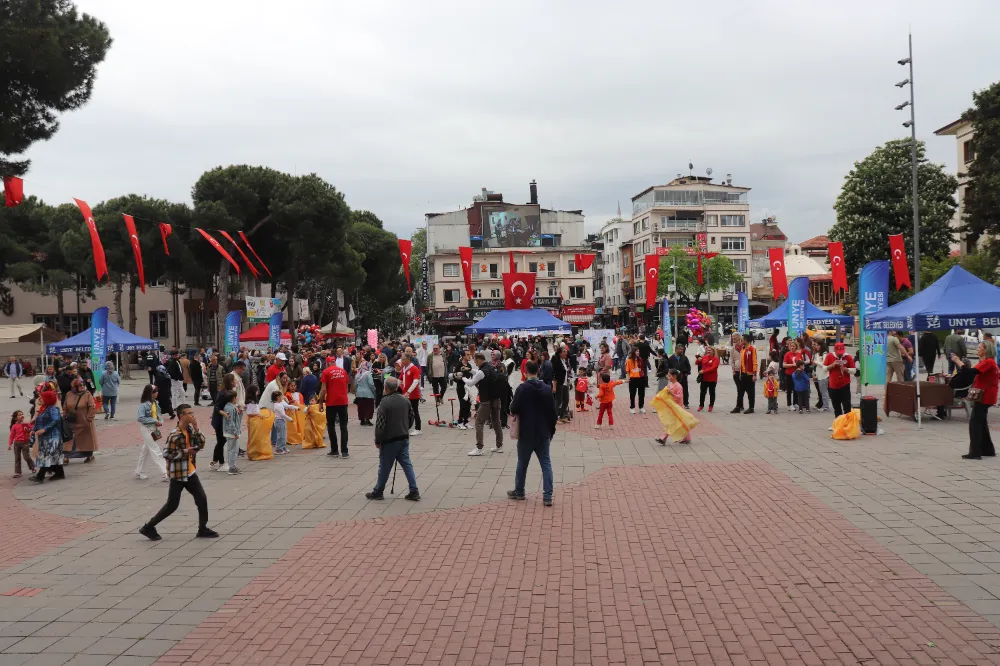 Ünye’de 19 Mayıs Coşkusu’na Geleneksel Gençlik ve Çocuk Şenliği damga vurdu 