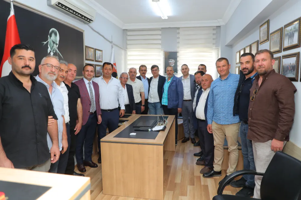 Fatsa Belediye Başkanı Kibar’dan Muhtarlar Derneği’ne ziyaret