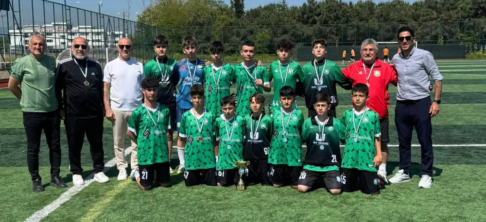Ünye Gençlerbirliği Elit Lig yolunda şampiyon!