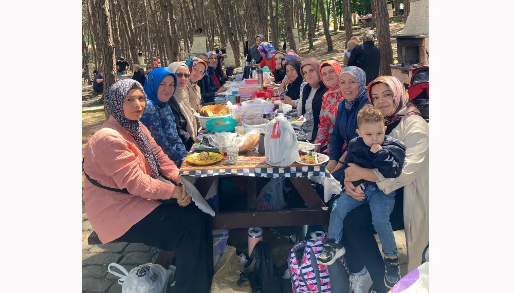 Ünye’de veli toplantısı piknikle birleşti
