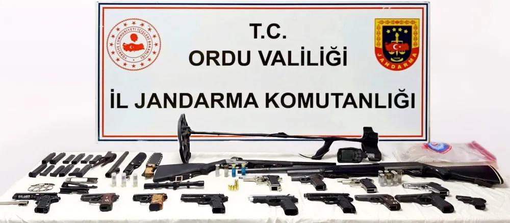Akkuş’ta ruhsatsız silah ticareti operasyonu! 