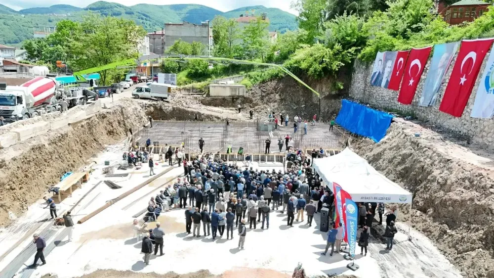Aybastı Belediyesi yeni hizmet binasının temelini attı