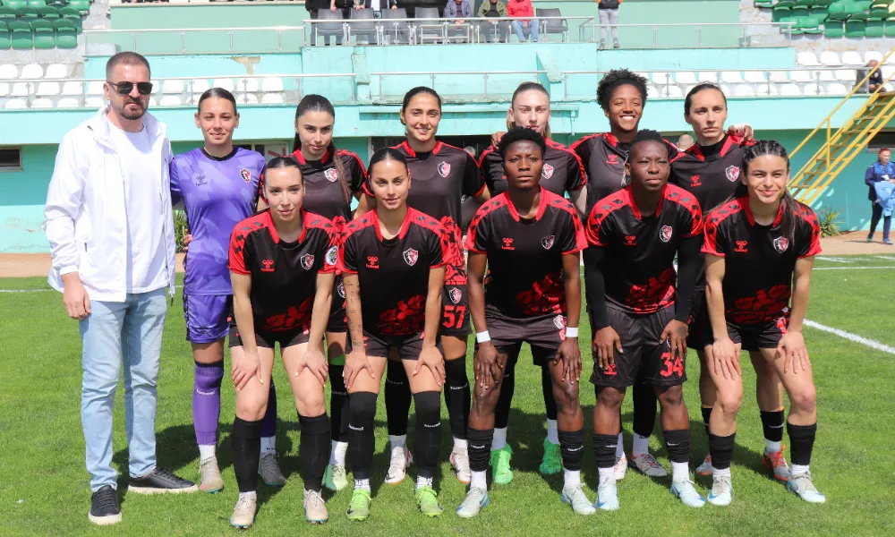 Ünye Kadın FK son maçından mağlup ayrıldı