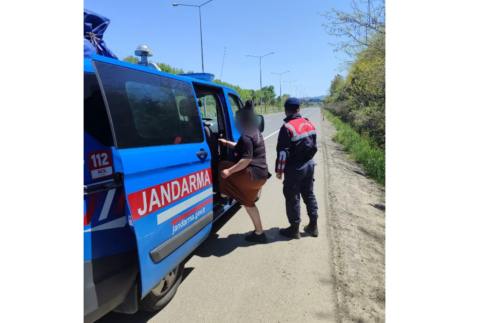 Ünye Jandarma’dan yol kenarlarında fuhuşa geçit yok!