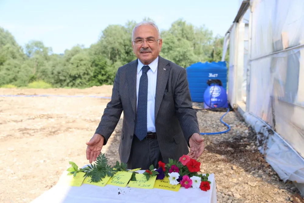 Ordu çiçeklerini artık kendi yetiştiriyor