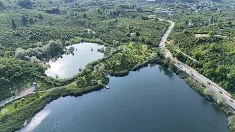 Gaga Gölü’ne ziyaretçi akını