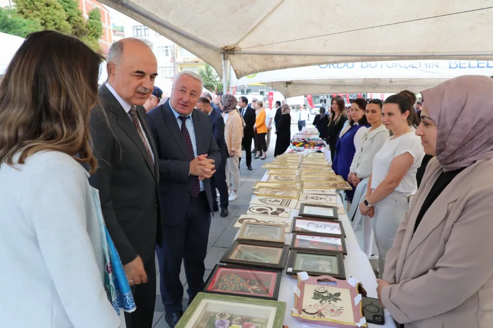 Vali Erol’dan TSK Güçlendirme Vakfı Kermeslerine destek