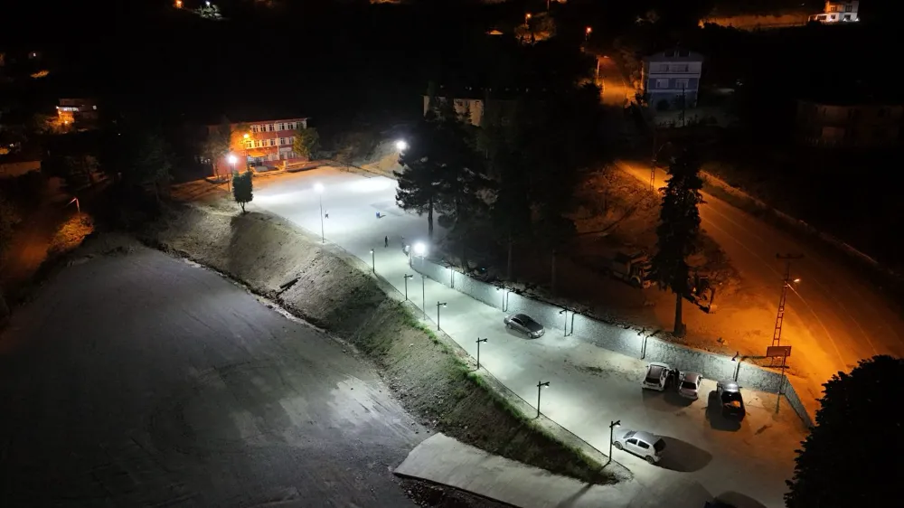 Kayadibi aydınlandı, Yaşam Merkezi göz kamaştırdı