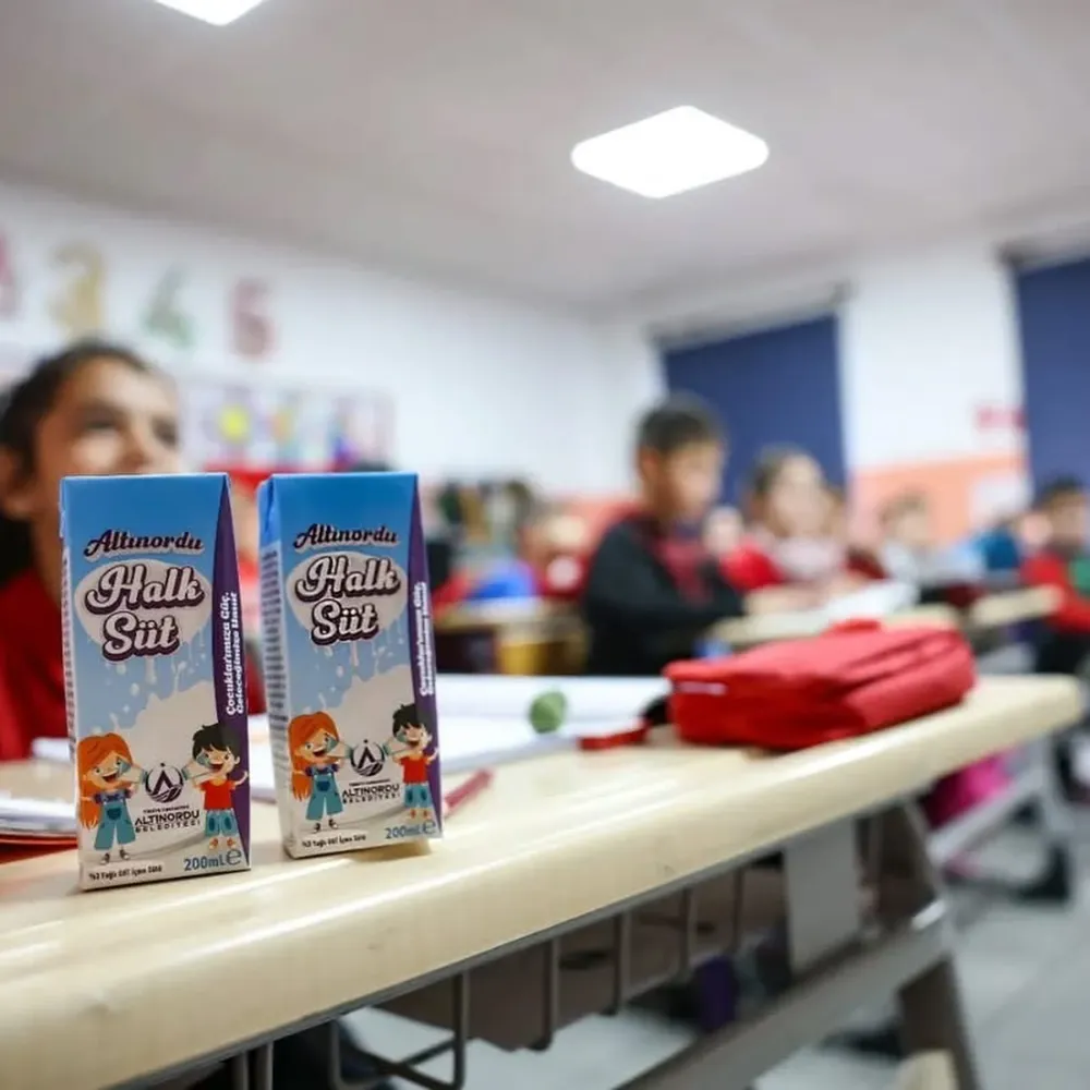 Altınordu’da hedef; her gün 10 bin öğrenciye süt