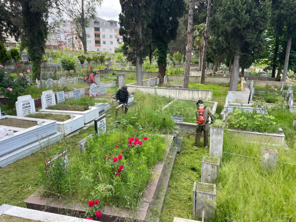 Mezarlıklar bayramda duasız kalmayacak 