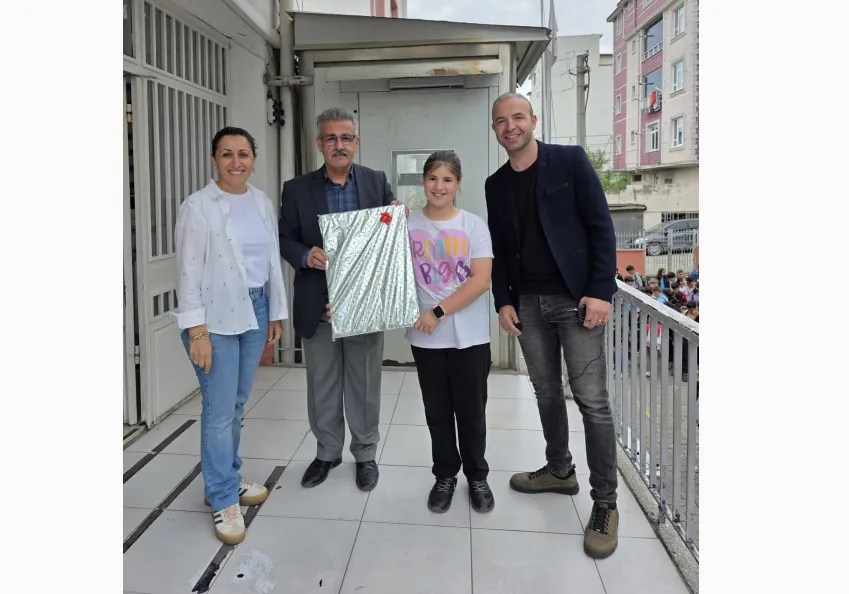 Esila Aydoğdu, resim yarışmasında Ordu il birincisi