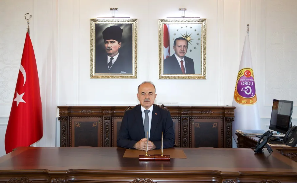 Vali Erol: Dünya, gelecek nesillere bırakacağımız bir emanet… 